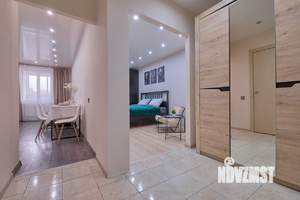 1-к квартира, посуточно, 42м2, 1/17 этаж