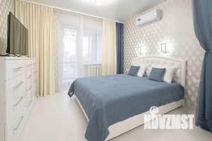 1-к квартира, посуточно, 48м2, 7/9 этаж