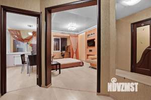 1-к квартира, посуточно, 42м2, 4/10 этаж