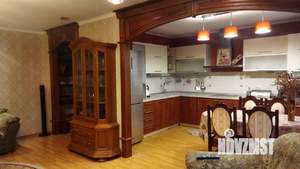 4-к квартира, на длительный срок, 120м2, 1/5 этаж