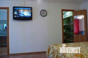 1-к квартира, посуточно, 44м2, 1/1 этаж