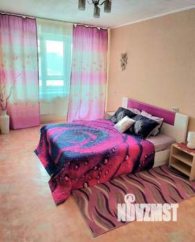 1-к квартира, посуточно, 40м2, 8/10 этаж