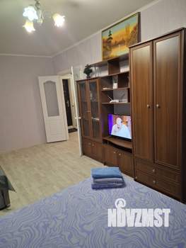 1-к квартира, посуточно, 44м2, 7/10 этаж