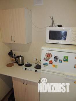 1-к квартира, посуточно, 18м2, 1/1 этаж