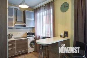 Студия квартира, посуточно, 31м2, 2/4 этаж