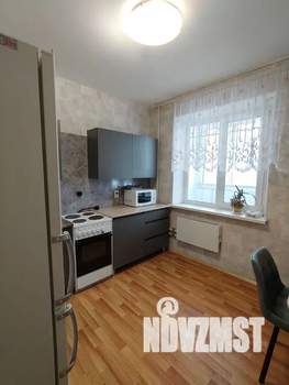 1-к квартира, посуточно, 39м2, 3/10 этаж