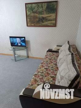 1-к квартира, посуточно, 36м2, 4/10 этаж