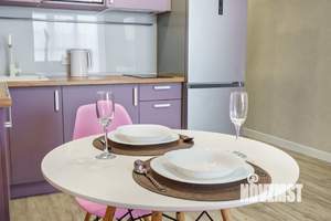 Студия квартира, посуточно, 33м2, 11/19 этаж