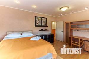 3-к квартира, посуточно, 85м2, 1/1 этаж