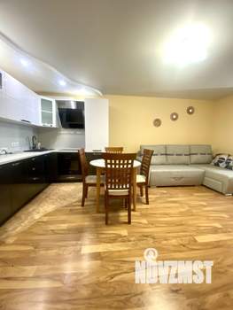 Студия квартира, посуточно, 40м2, 3/18 этаж
