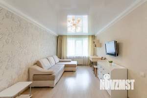 1-к квартира, посуточно, 36м2, 1/9 этаж