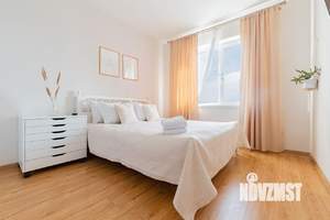 2-к квартира, посуточно, 65м2, 1/1 этаж