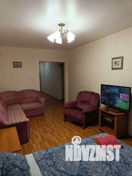 1-к квартира, посуточно, 64м2, 1/1 этаж