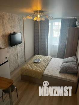 Студия квартира, посуточно, 30м2, 11/18 этаж