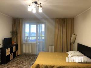 1-к квартира, посуточно, 50м2, 1/1 этаж