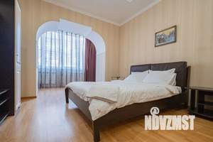 1-к квартира, посуточно, 72м2, 3/9 этаж