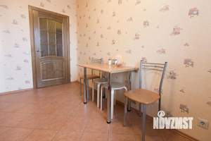 1-к квартира, посуточно, 36м2, 1/1 этаж