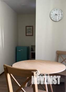 Студия квартира, посуточно, 38м2, 1/10 этаж