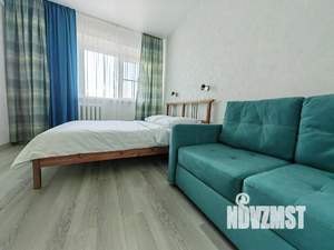 1-к квартира, посуточно, 38м2, 1/1 этаж