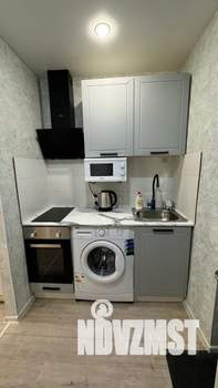 Студия квартира, посуточно, 18м2, 1/5 этаж