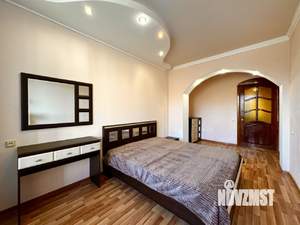 3-к квартира, на длительный срок, 103м2, 5/5 этаж