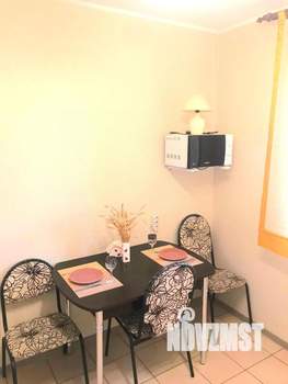 1-к квартира, посуточно, 40м2, 9/10 этаж