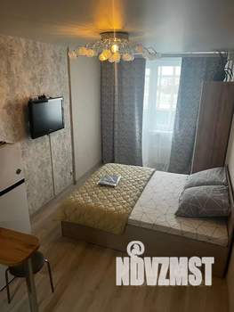 Студия квартира, посуточно, 30м2, 11/18 этаж