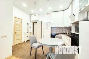 1-к квартира, посуточно, 47м2, 10/11 этаж