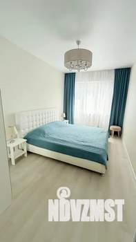 2-к квартира, посуточно, 40м2, 11/16 этаж