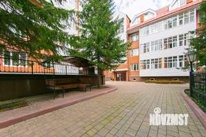 4-к квартира, на длительный срок, 161м2, 3/5 этаж