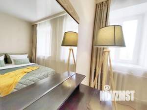 1-к квартира, посуточно, 47м2, 1/1 этаж