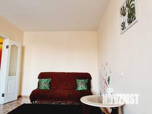 1-к квартира, посуточно, 40м2, 5/17 этаж