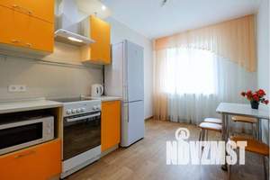 1-к квартира, посуточно, 40м2, 7/10 этаж