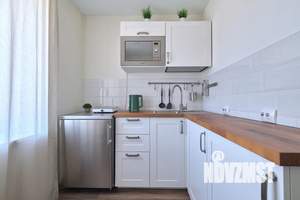 1-к квартира, посуточно, 37м2, 9/9 этаж