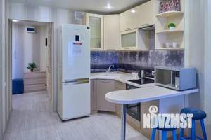 1-к квартира, посуточно, 46м2, 13/18 этаж