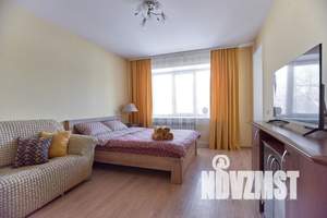 1-к квартира, посуточно, 49м2, 4/10 этаж