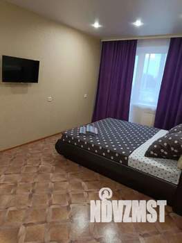 1-к квартира, посуточно, 46м2, 4/10 этаж