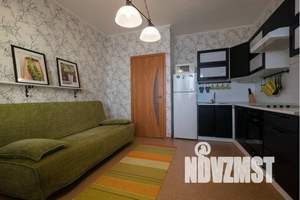 1-к квартира, посуточно, 40м2, 4/6 этаж