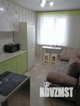 2-к квартира, посуточно, 46м2, 1/1 этаж