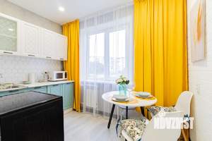 1-к квартира, посуточно, 38м2, 4/10 этаж