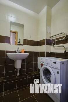 1-к квартира, посуточно, 46м2, 9/10 этаж