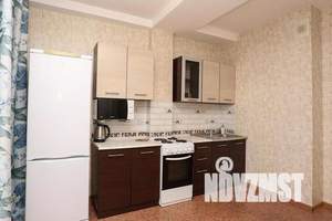 1-к квартира, посуточно, 35м2, 7/17 этаж