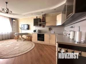 2-к квартира, посуточно, 59м2, 9/10 этаж