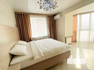 3-к квартира, посуточно, 133м2, 1/1 этаж