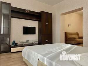 1-к квартира, посуточно, 47м2, 1/1 этаж