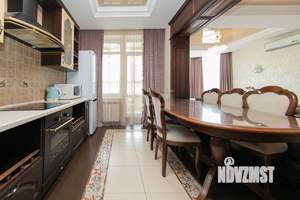 3-к квартира, на длительный срок, 126м2, 2/7 этаж