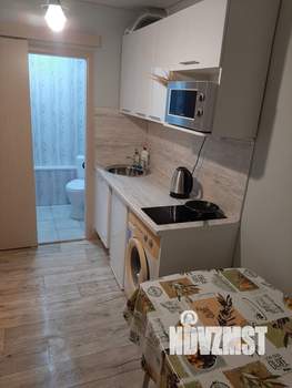 1-к квартира, посуточно, 40м2, 1/9 этаж