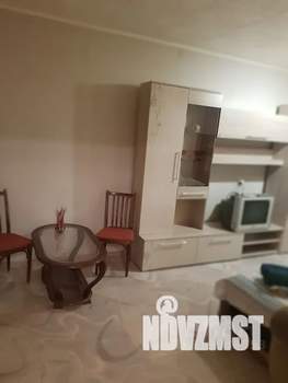 1-к квартира, посуточно, 38м2, 4/5 этаж