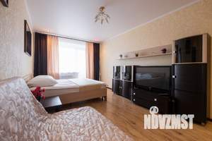1-к квартира, посуточно, 42м2, 1/1 этаж