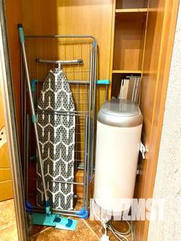 Студия квартира, посуточно, 42м2, 3/18 этаж